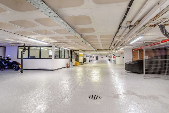 Caister House Garage, Roman Way, Islington, London, N7 8XL 10