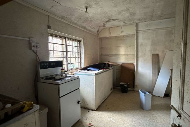 175-179 Gordon Road, High Wycombe, HP13 6AR 5