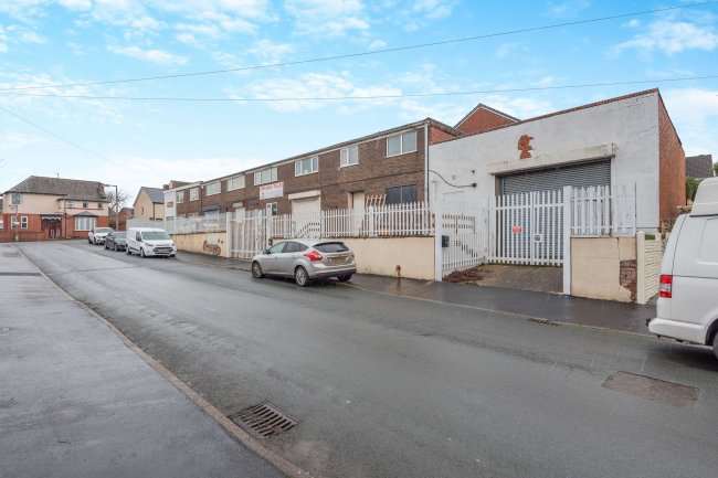 31a Cox’s Lane & 50a-50d Best Street, Cradley Heath, B64 5NS 5