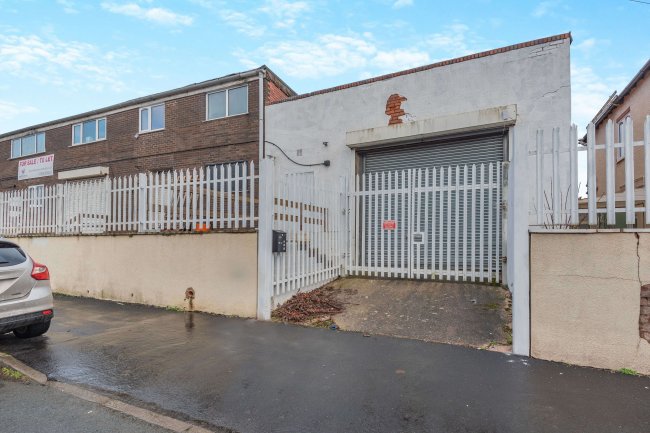 31a Cox’s Lane & 50a-50d Best Street, Cradley Heath, B64 5NS 5