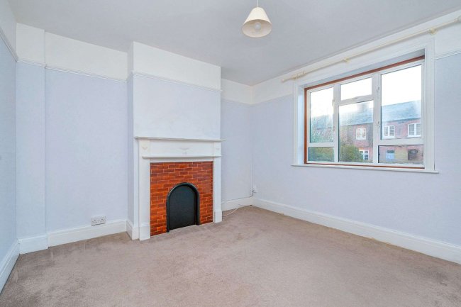 20 Lower Brook Street, Basingstoke RG21 7RP 4