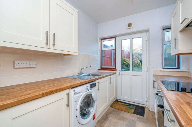 20 Lower Brook Street, Basingstoke RG21 7RP 4