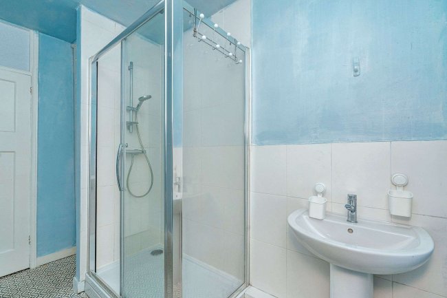 20 Lower Brook Street, Basingstoke RG21 7RP 4