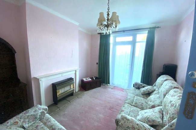 149 Harrow View, Harrow HA1 4SX 5