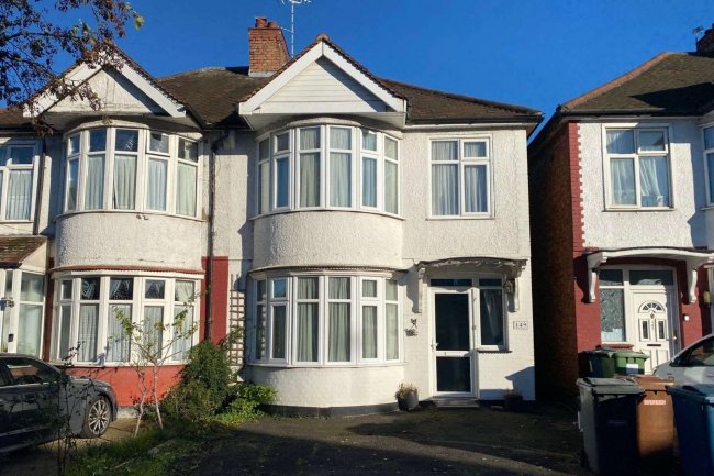 149 Harrow View, Harrow HA1 4SX 5