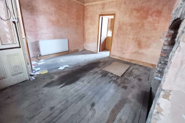 7 Hawthorne Grove, Ashton-under-Lyne, OL7 0DF 7