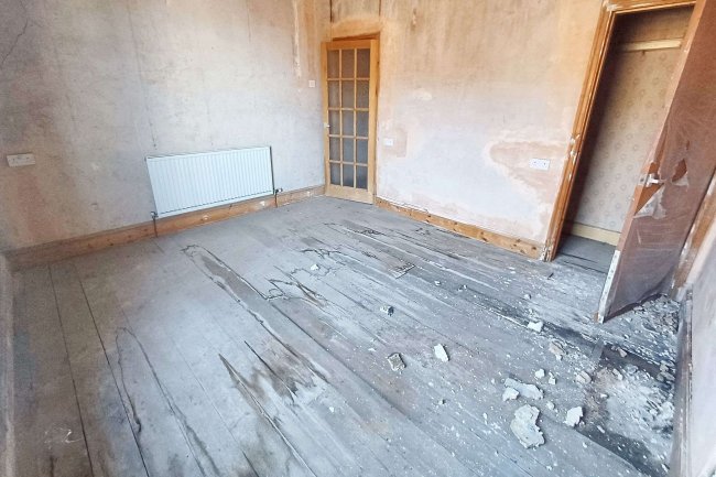 7 Hawthorne Grove, Ashton-under-Lyne, OL7 0DF 7