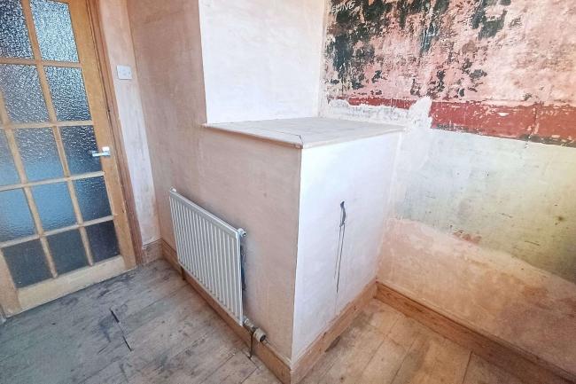 7 Hawthorne Grove, Ashton-under-Lyne, OL7 0DF 7