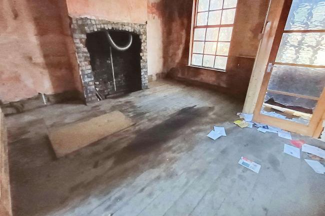 7 Hawthorne Grove, Ashton-under-Lyne, OL7 0DF 7