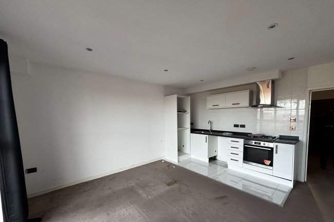 7 & 9 The Coneries, Loughborough, LE11 1DZ 5