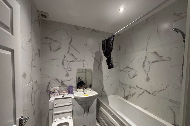 7 & 9 The Coneries, Loughborough, LE11 1DZ 5