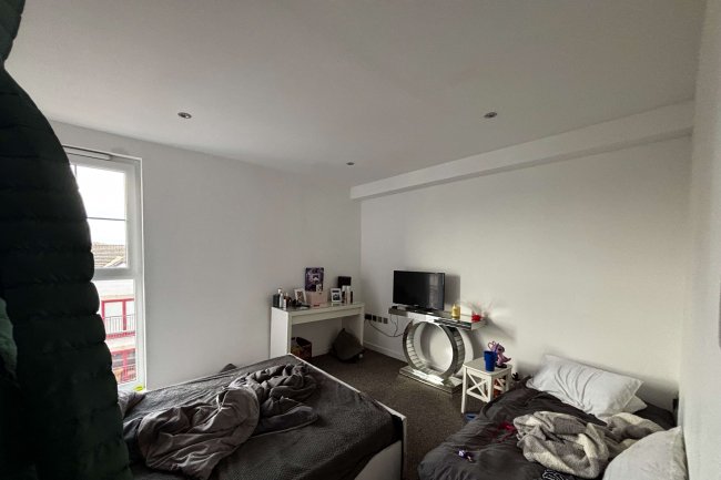 7 & 9 The Coneries, Loughborough, LE11 1DZ 5