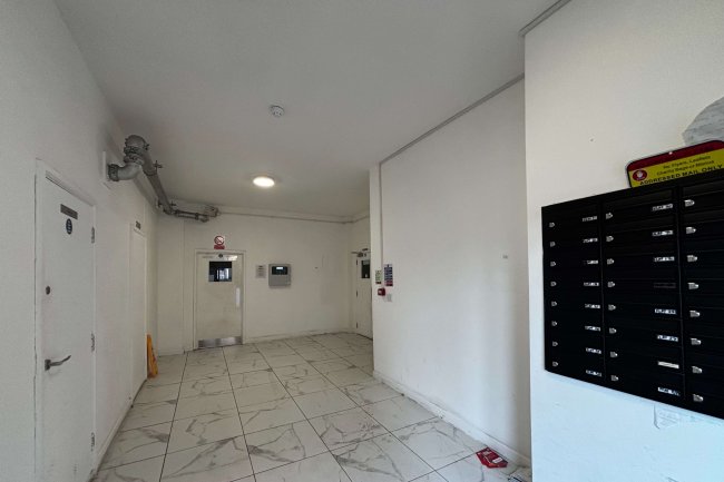 7 & 9 The Coneries, Loughborough, LE11 1DZ 5