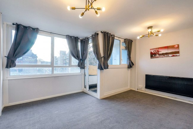 Flat 19 Proctor House,  Elmington Estate, Picton Street, London SE5 7QJ 9