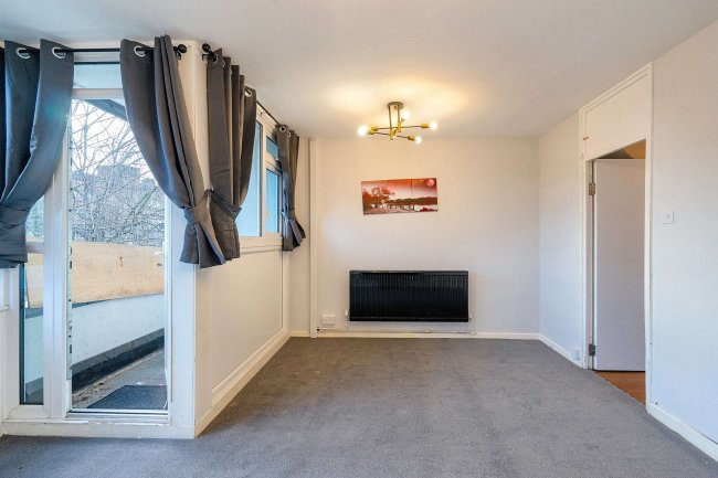 Flat 19 Proctor House,  Elmington Estate, Picton Street, London SE5 7QJ 9