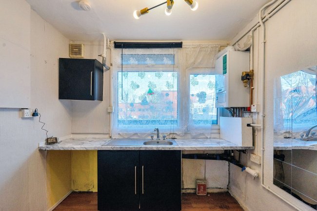 Flat 19 Proctor House,  Elmington Estate, Picton Street, London SE5 7QJ 9