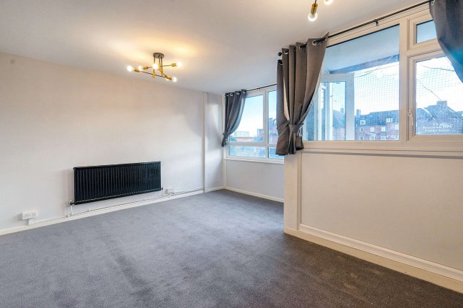 Flat 19 Proctor House,  Elmington Estate, Picton Street, London SE5 7QJ 9