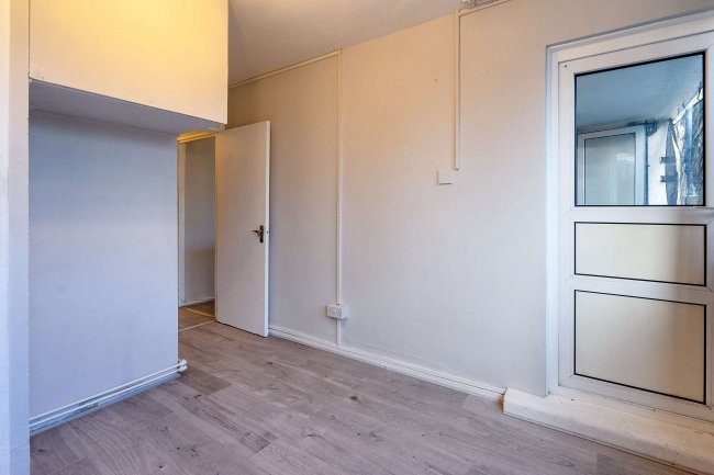 Flat 6, Arlington House, Evelyn Street, London SE8 5QT 4