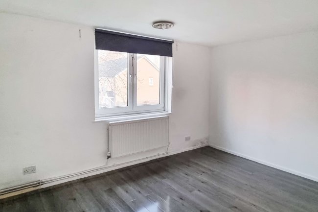 5 Northumberland Grove, Tottenham, London N17 0PZ 2