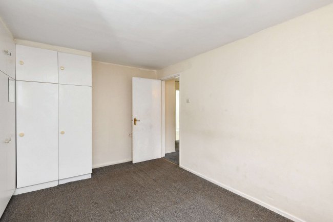 6 Wellcroft Close, Welwyn Garden City, Hertfordshire, AL7 3JZ 9