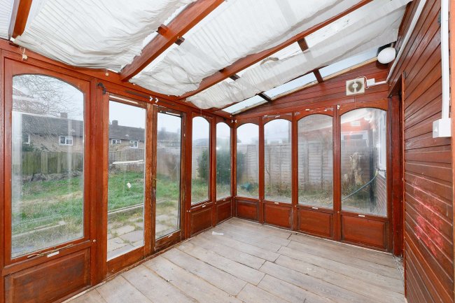 6 Wellcroft Close, Welwyn Garden City, Hertfordshire, AL7 3JZ 9