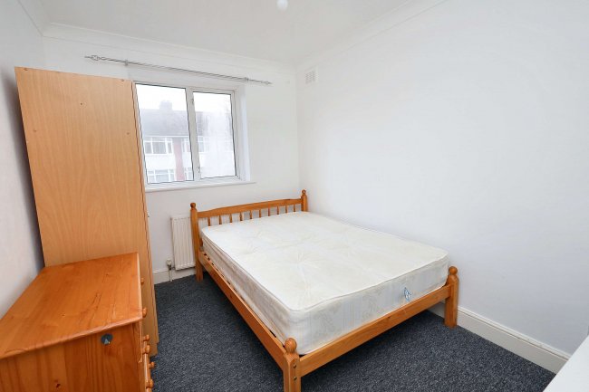 198 Alexandra Road, Muswell Hill, London N10 2ES 6