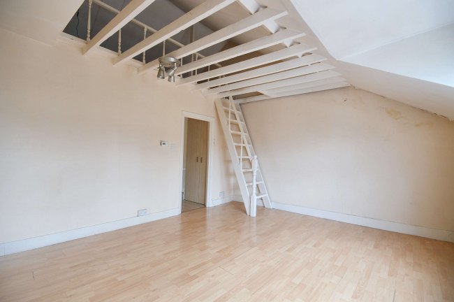 Flat 3, 8 Endsleigh Road, West Ealing, London, W13 0RE 8