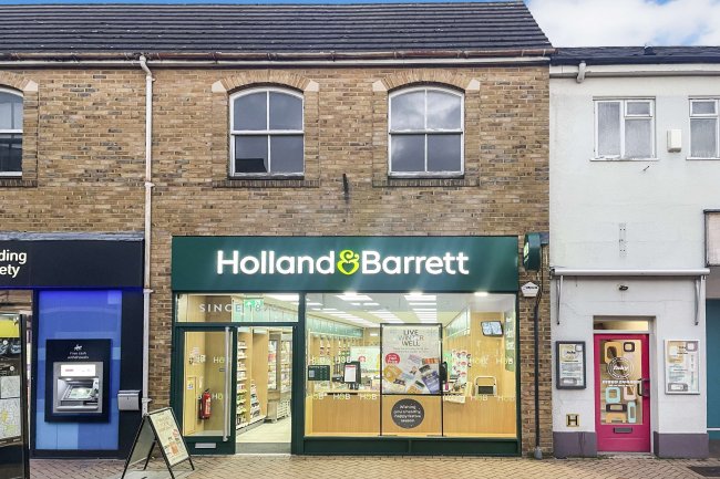 52 Sheep Street, Bicester OX26 6LG 4