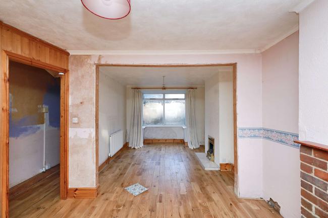 8 Coronation Villas, Aylesbury, Buckinghamshire, HP21 7RN 4