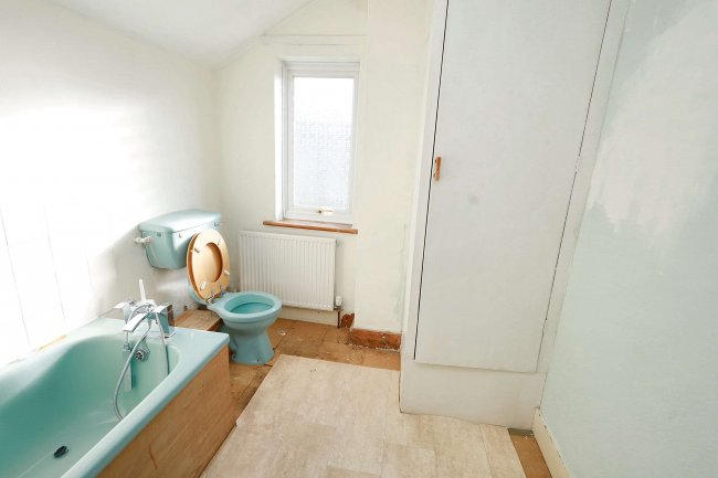 8 Coronation Villas, Aylesbury, Buckinghamshire, HP21 7RN 4