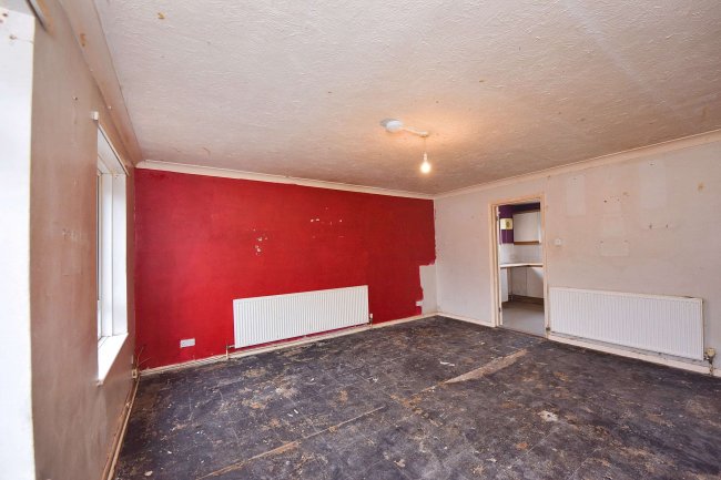 47 Titania Close, Colchester, Essex, CO4 3TB 8