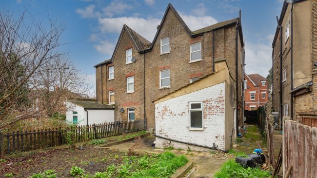 4 Pathfield Road, Streatham, London, SW16 5NU 3