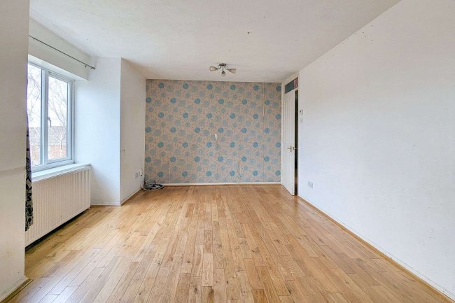 211 Franklin Way, Croydon, CR0 4UY 4