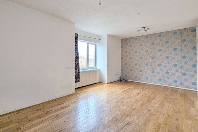 211 Franklin Way, Croydon, CR0 4UY 4