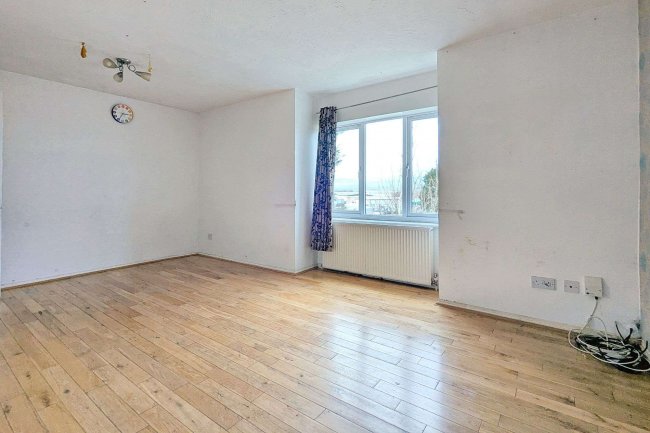 211 Franklin Way, Croydon, CR0 4UY 4