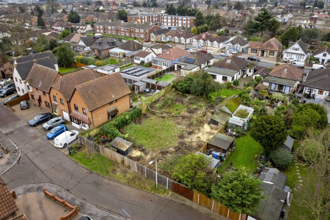 Land rear of 48 Betterton Road, Rainham, Essex, RM13 8NB 1