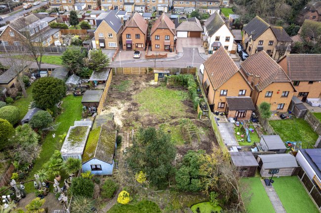 Land rear of 48 Betterton Road, Rainham, Essex, RM13 8NB 1