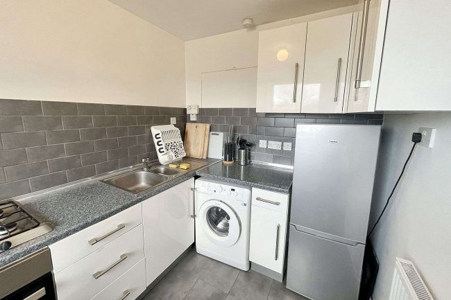 Flat 7, Herne Hill House, Railton Road, Herne Hill, London, SE24 0EE 10