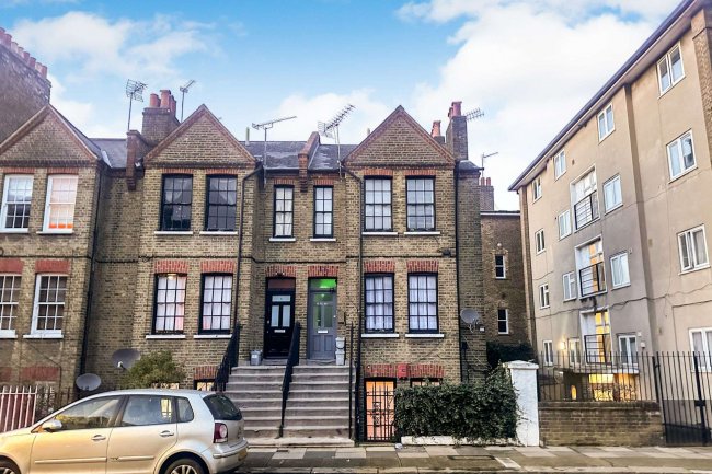 8a Goodwin Road, Shepherds Bush, London W12 9HX 4