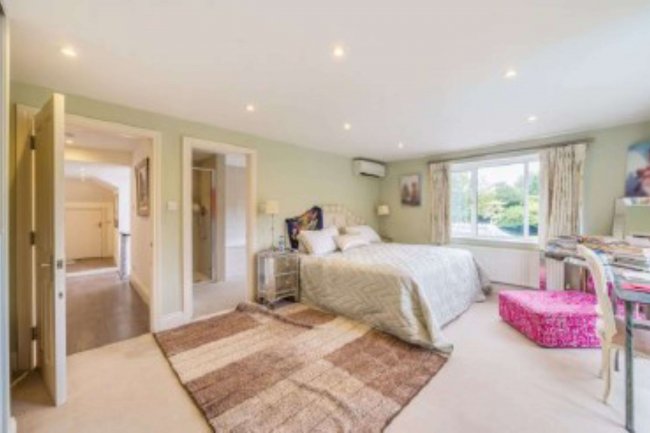 Bishops Platt,  Norlands Lane, Egham, Surrey TW20 8SS 10