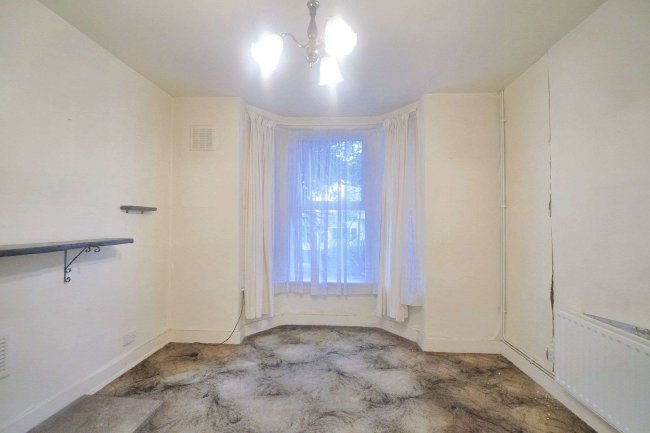 2 Calvert Road, Greenwich, London, SE10 0DF 8