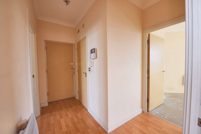 407 Quayside Drive, Colchester, CO2 8GT 5