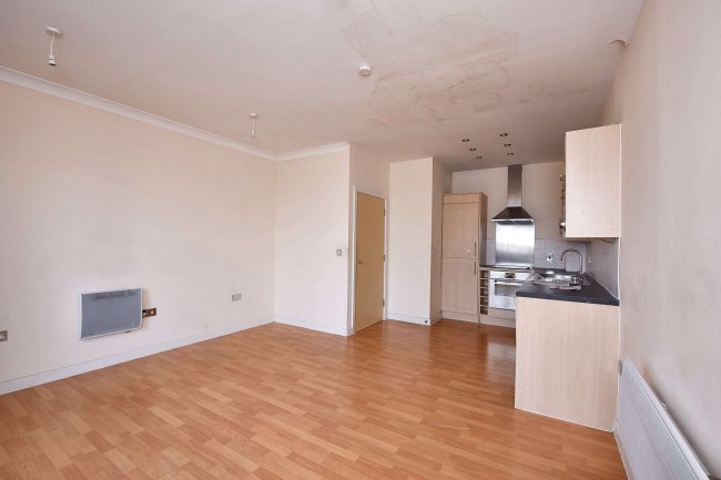 407 Quayside Drive, Colchester, CO2 8GT 5