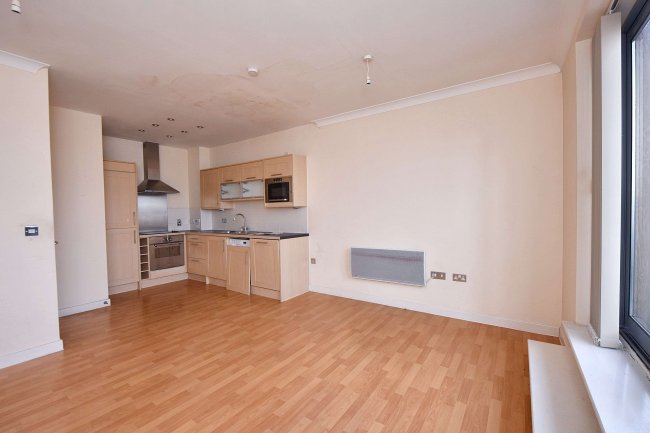 407 Quayside Drive, Colchester, CO2 8GT 5