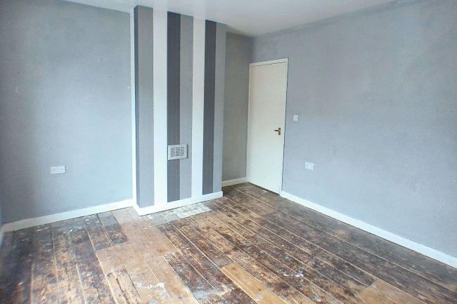 4 Smith Street, Scunthorpe, North Lincolnshire, DN15 7LG 8