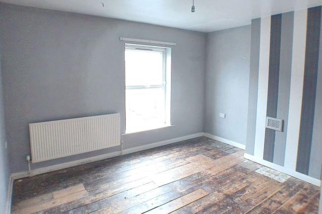 4 Smith Street, Scunthorpe, North Lincolnshire, DN15 7LG 8