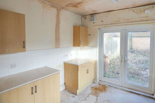 30 Alliance Avenue, Hull, HU3 6QX 2