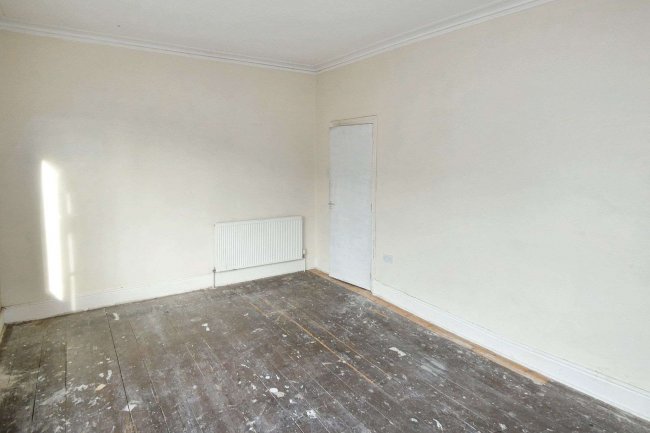 30 Alliance Avenue, Hull, HU3 6QX 2