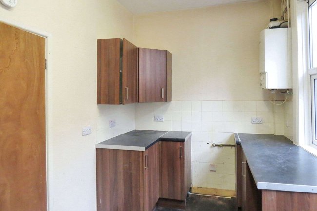 131 Villiers Street, Preston, PR1 7PB 4