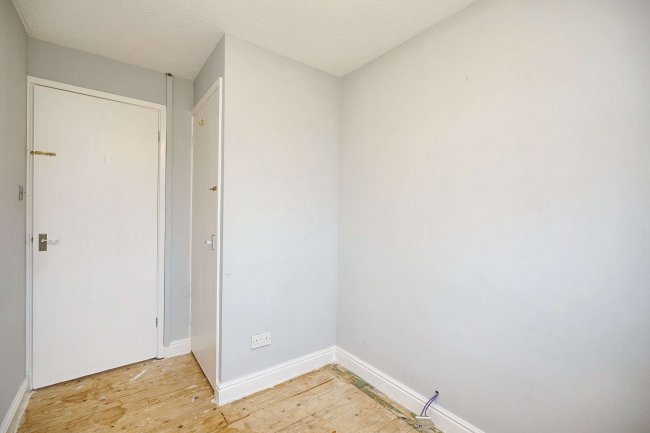 30 Craster Drive, Bulwell, Nottingham, NG6 7FJ 9